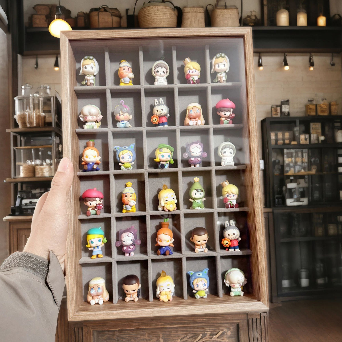 Glass Display Stand / Showcase for Mini Figures (Meng Li / POP BEAN) – Dustproof Storage Box