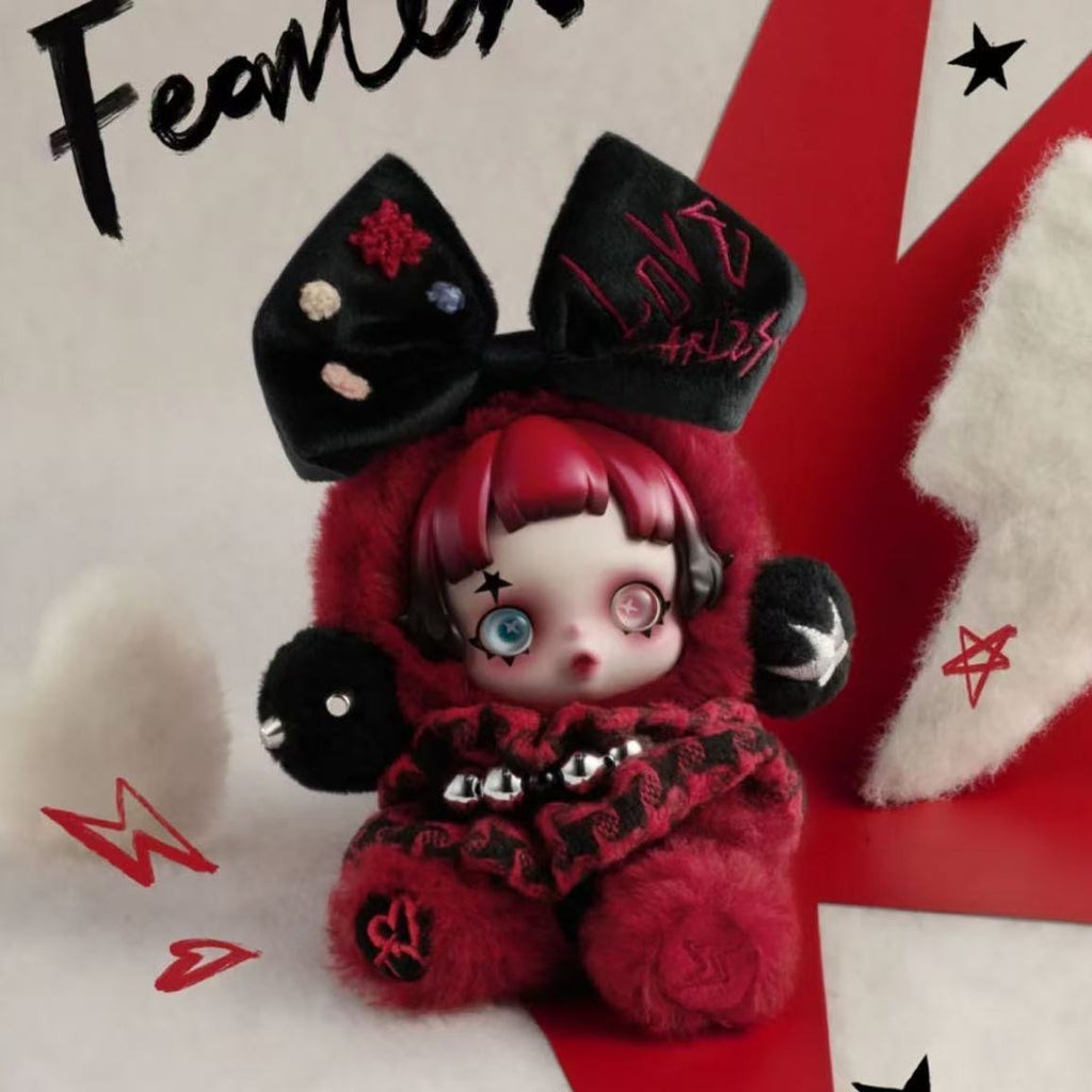 POP MART SKULLPANDA 6000Hz Plush Pendant – European Exclusive