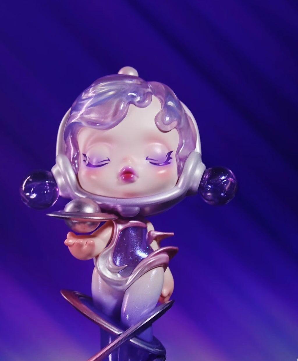 POP MART SKULLPANDA × HUAWEI "Flowing Light With Sound" Figure – Limited Edition