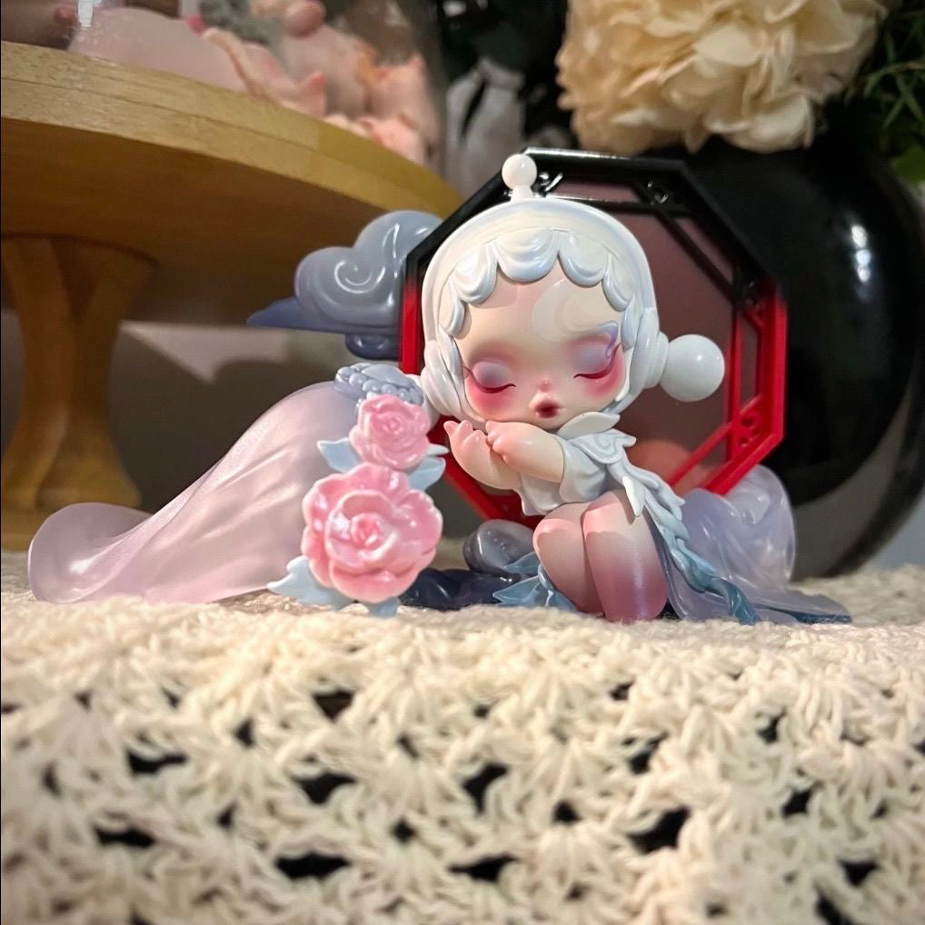 POP MART SKULLPANDA Aisling Figure